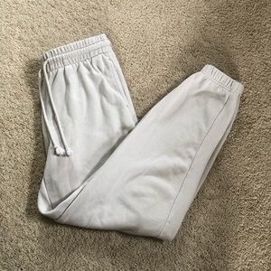 Aritzia Joggers